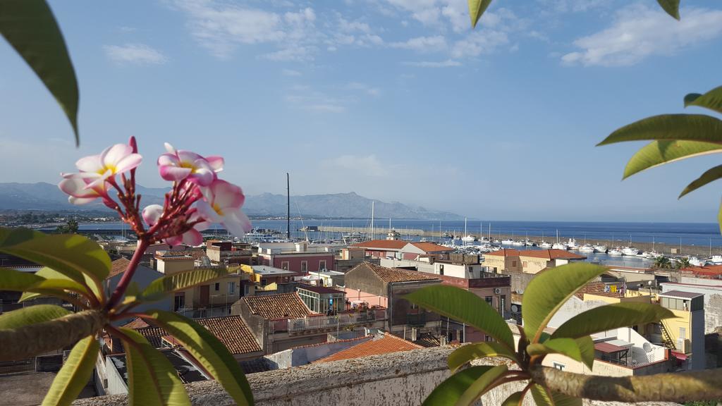 Апартаменты Casa Delle Pomelie - Taormina & Etna Panoramic Views Рипосто Номер фото